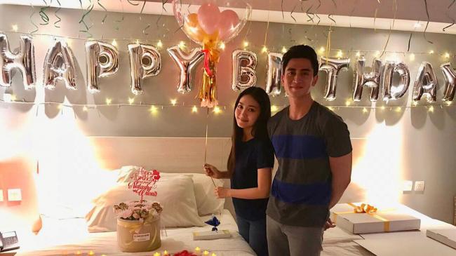 Natasha Wilona Rayakan Ultah di Atas Kasur Bareng Verrel Bramasta