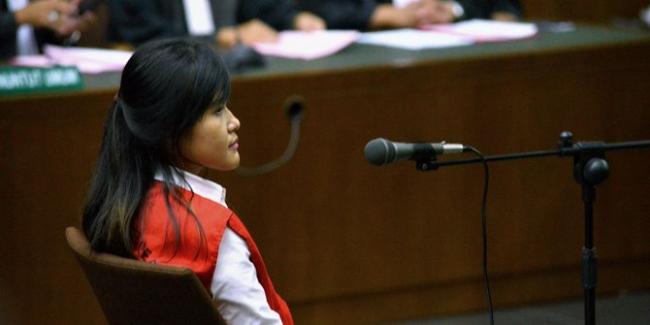 Jaksa Akan Kejar soal Celana Jessica Kumala Wongso