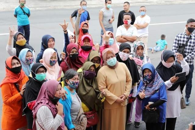 Marlin Tradisikan Berpikir Positif, Fokus dan Berbuat Lebih Banyak Membangun Kepri
