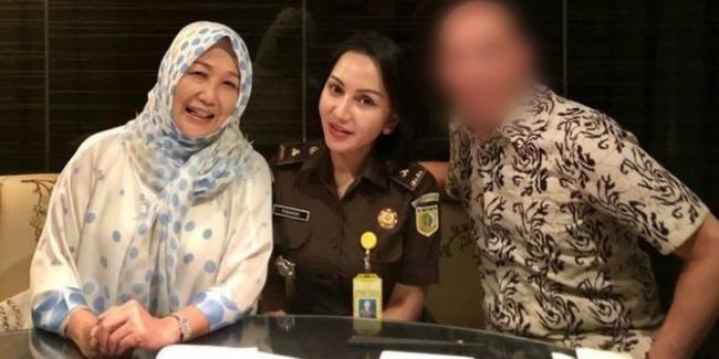 Polisi Tahan Anita Kolopaking Agar Tak Melarikan Diri