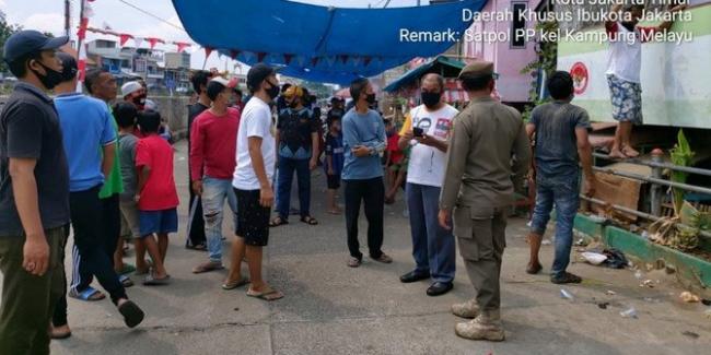 Satpol PP Bubarkan Lomba 17 Agustus di Kampung Melayu