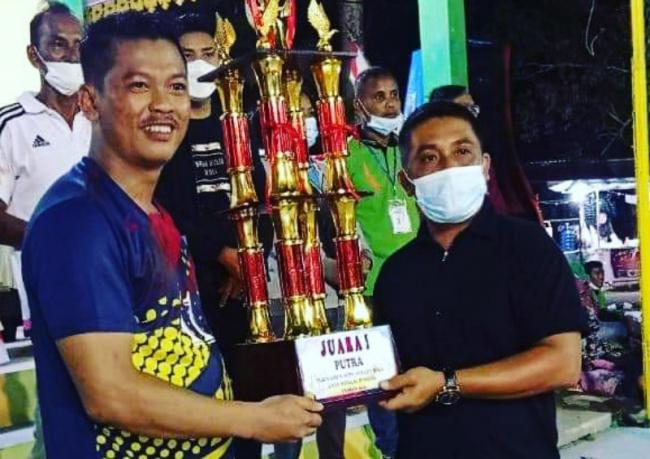 Melayu Perkasa Juarai Turnamen Voli Desa Sungai Pinang 2021