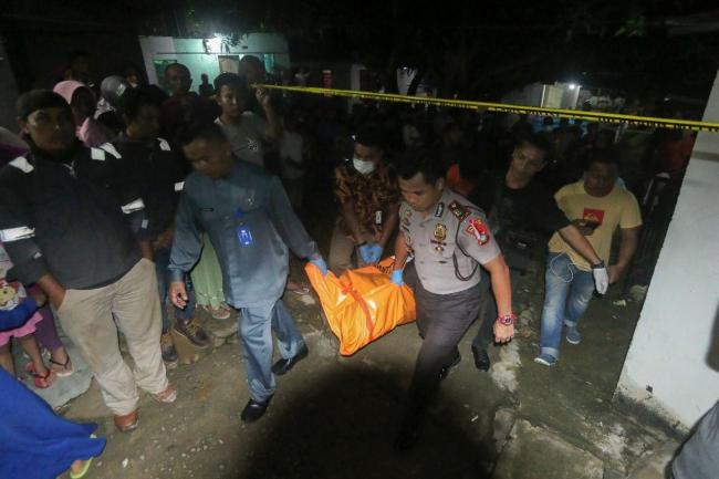 Tanjungsengkuang Heboh Seorang Warga Gantung Diri