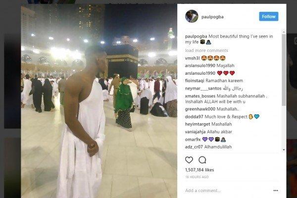 Foto Pogba di Depan Kabah Ini Banyak Dipuji dan Dianggap Berani