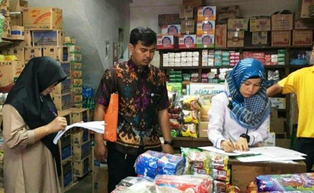 Sidak Satgas Pangan Temukan Kosmetik dan Makanan Kedaluarsa di Tanjunguban