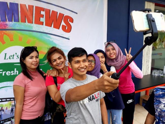 Tania, Sehat dan Awet Muda karena Senam