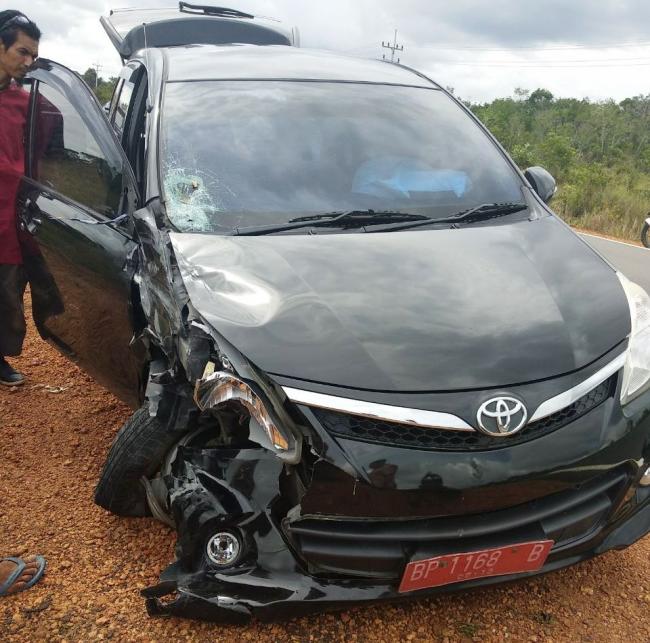 Tubuh Yuli Terlempar ke Kaca Mobil Buk Camat lalu Tewas 