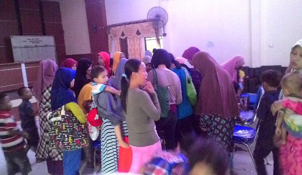 Puluhan Warga Serbu Kantor Disdik Batam, Kepala Dinas dan Seluruh Kabid Kabur