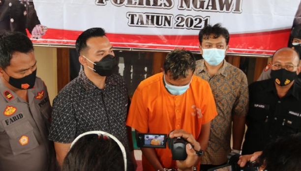 Ibu di Ngawi Mesum Bareng Pacar Sang Putri, Pelaku Pria Ditangkap