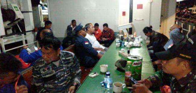 Tugboat Karam Dihantam Ombak di Pulau Ngenang, Begini Nasib 5 Awaknya