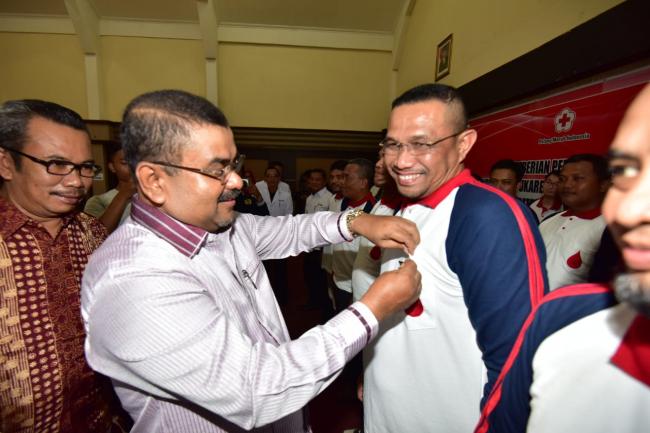 Aunur Rafiq Apresiasi Pendonor Darah di Karimun