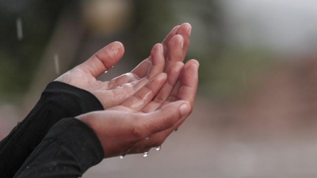 Doa ketika Banjir Melanda dan Hujan Tak Kunjung Berhenti