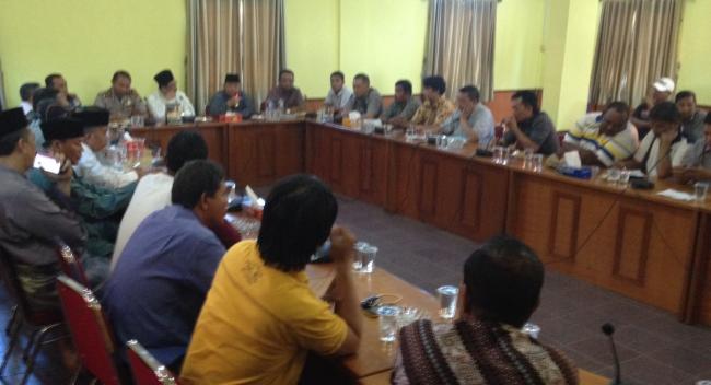 Ini Komentar Kapolres Karimun soal Amuk Massa di Kantor PLN 