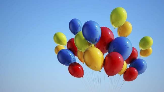Wow! PKP Tebar Hadiah Ratusan Juta di Dalam Balon Terbang