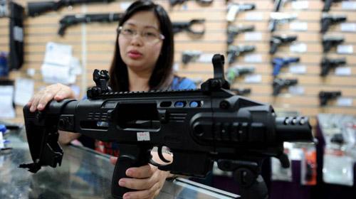 Ketika Jurnalis Terlibat Perdagangan Senjata Tingkat Tinggi