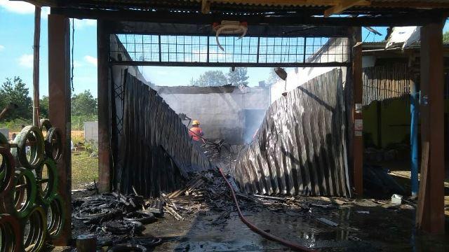 Ini Penyebab Kebakaran Bengkel Alex di Jalinbar Bintan