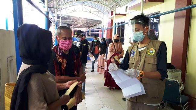 Banyak Penumpang Tidak Bawa Surat Kesehatan Terjaring di Pelabuhan Karimun