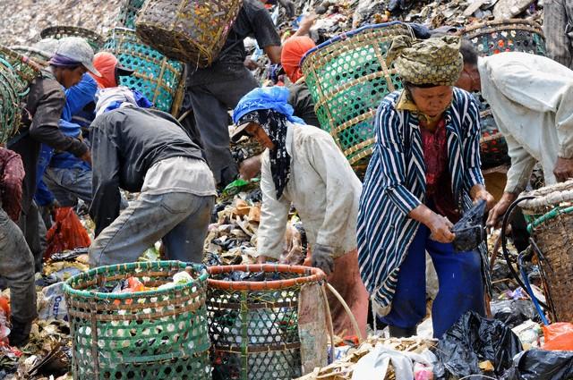 BPS Sebut Bansos dan Rastra Bantu Turunkan Angka Kemiskinan di Indonesia