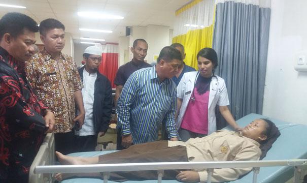 Cerita Siswi yang Berada Dalam Bus Terguling-guling Kena Tabrak
