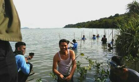 Pulau Panjang Janganlah Diterjang Daratan