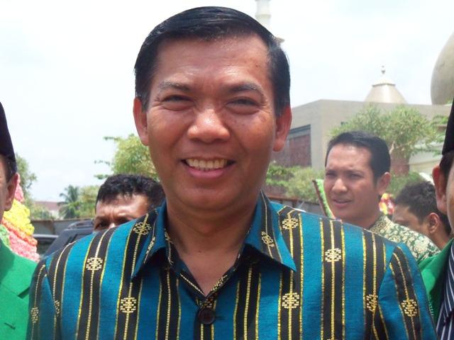 Alamak, Wali Kota dan Sekdako Pekanbaru Keracunan, Kedai Kopi Terkenal Ditutup