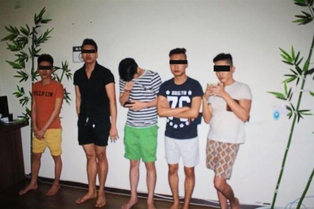 Panti Pijat Khusus Gay di Malaysia Digerebek, 7 Pria Ditemukan Tanpa Busana