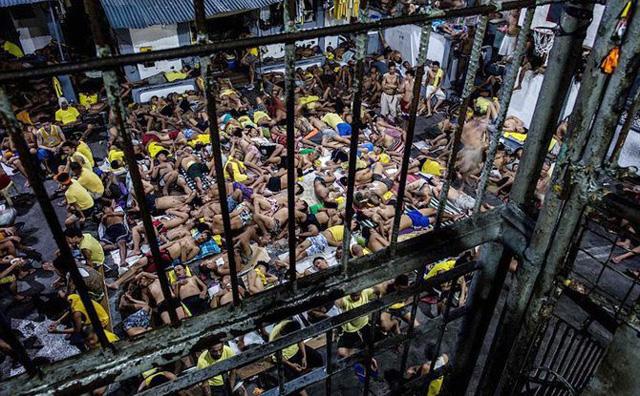 Kisah Perang Narkoba di Filipina: Tahanan Tidur Sambil Berdiri (3)