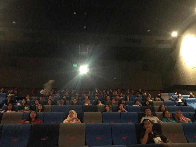PT Schneider Batam Ajak Ribuan Karyawan Nobar Gundala Bareng Pemerannya