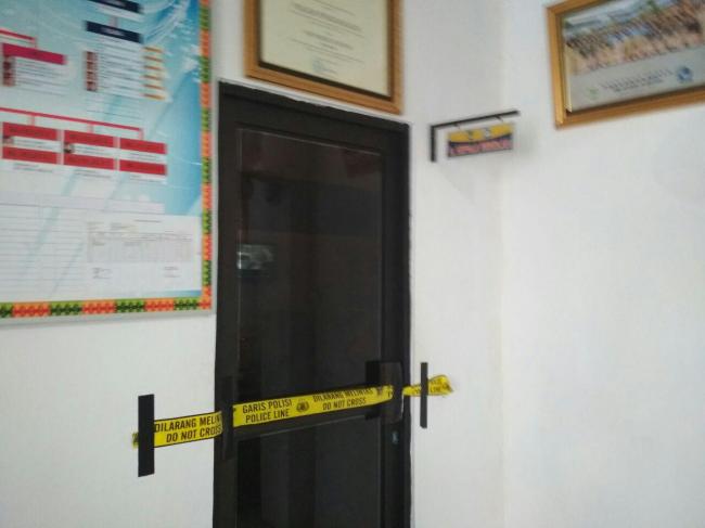 Ruang Kepsek Masih Disegel Polisi, Siswa SMP 10 Batam Tak Belajar?