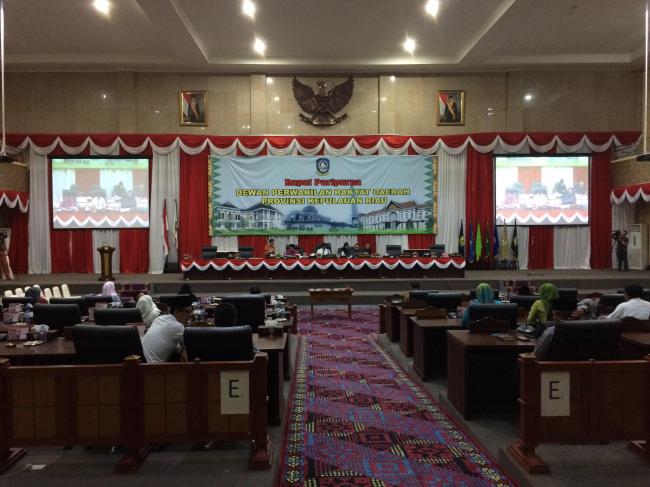 BREAKING NEWS! DPRD Kepri Tolak RAPBD 2017 Provinsi Kepri
