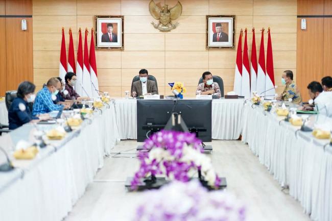 Kementerian Kominfo Akan Bangun 35 BTS di Kepri