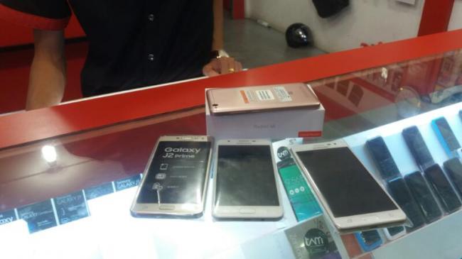 Handphone Black Market Dijual Bebas di Kota Tanjungpinang