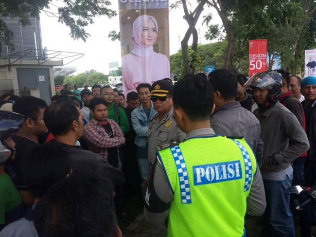 Ratusan Driver Gojek Nyaris Amuk Ojek Pangkalan