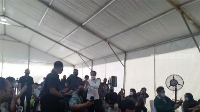 Wartawan Mulai Terima Vaksin Covid-19, Jokowi: Semoga Terlindungi