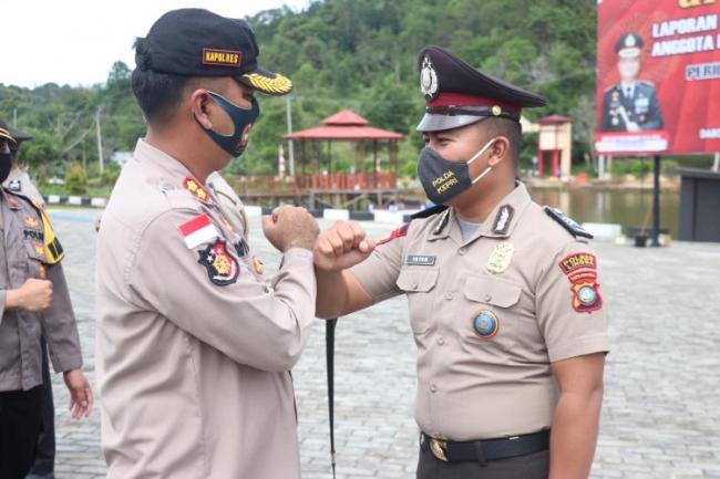 Belasan Personel Polres Lingga Naik Pangkat