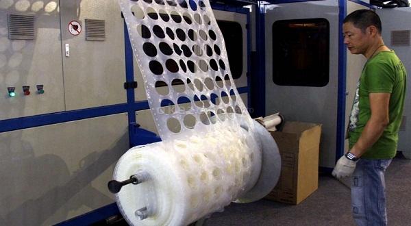 Produksi Manufaktur Bahan Karet dan Plastik di Kepri Naik 