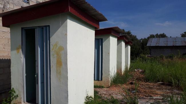 Penampakan Proyek Miliaran Pembangunan WC Umum di Karimun 