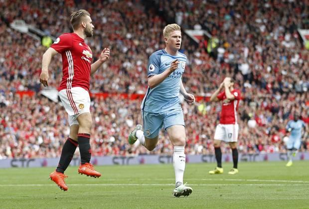   Manchester City Permalukan Setan Merah  