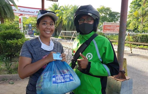 Warga Batam Merasa Terbantu dengan Call Centre Bantuan Sembako Covid-19 Batam