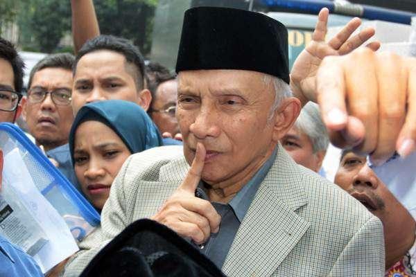 UGM Tak Lagi Akui Gelar Profesor Amien Rais 