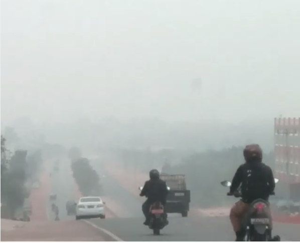 Ternyata Ini Penyebab Kabut Asap Lumpuhkan Bandara dan Pelabuhan di Batam
