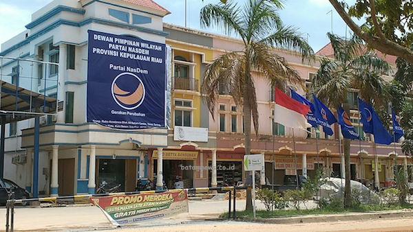 Penampakan Kantor Demokrat Batam Digusur DPW Nasdem Kepri