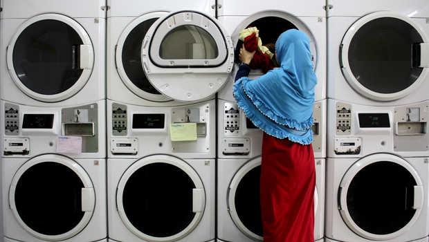 Arogan, Oknum Petugas Lapas Selat Panjang Tunjal Kepala Karyawan Laundry