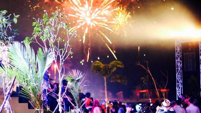 Tahun Baru di Batam, Zikir Akbar Diganti Pesta Kembang Api, UAS di Mahmud Riayat Syah 