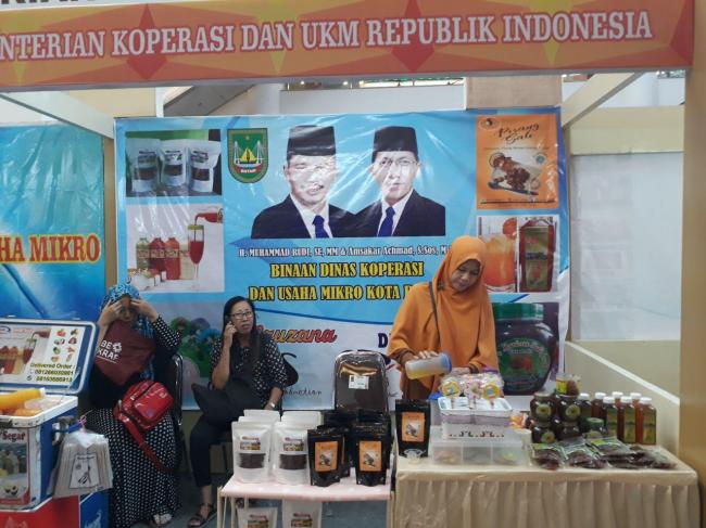 Mantan Pramugari Olah Kulit Jeruk Jadi Bisnis Menjanjikan