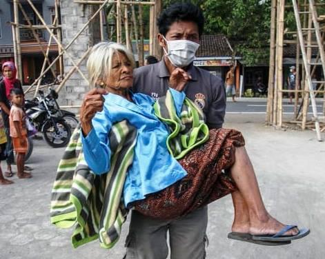 Ratusan Warga Lereng Gunung Merapi Kembali ke Rumah