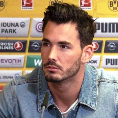 5 Pemain Bola Tampan di Piala Dunia 2018