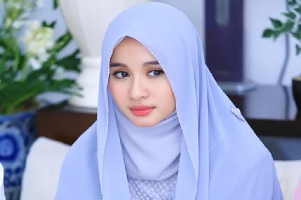 Jelang Dinikahi Pengusaha Malaysia, Laudya Cynthia Bella Menangis