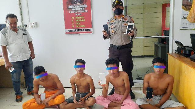 Kawanan Maling di Kundur Barat Tawarkan Ponsel Curian ke Warga