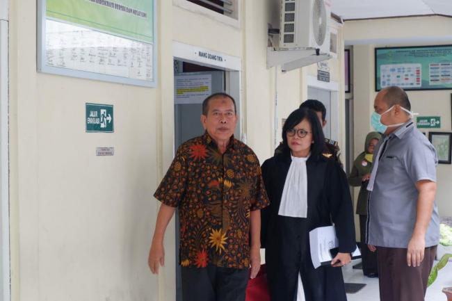Mantan Kadisbud Kepri Arifin Nasir Dituntut 6,6 Tahun Penjara